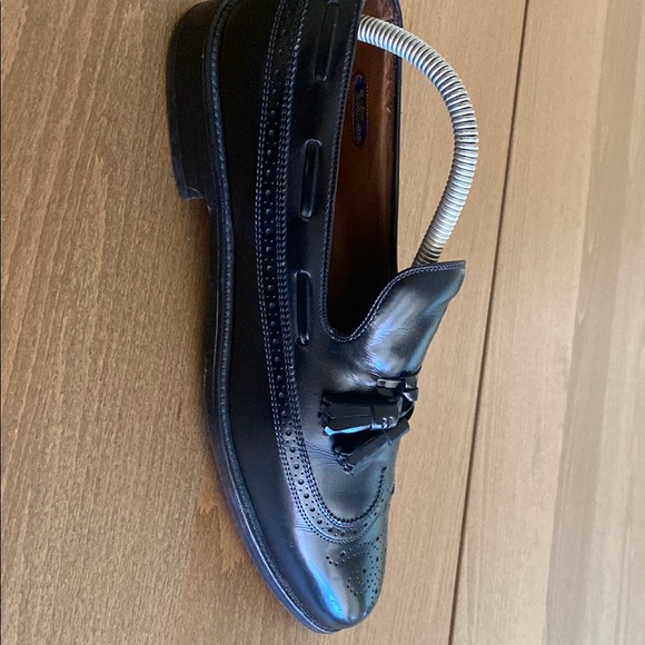 Men\'s Black Leather Loafers